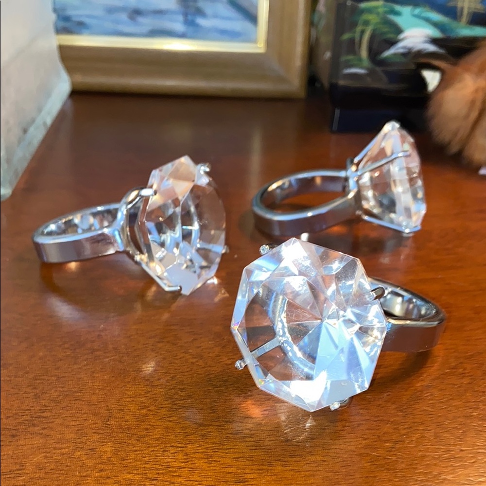 Diamond 💍 ring large decor or napkin holders 5